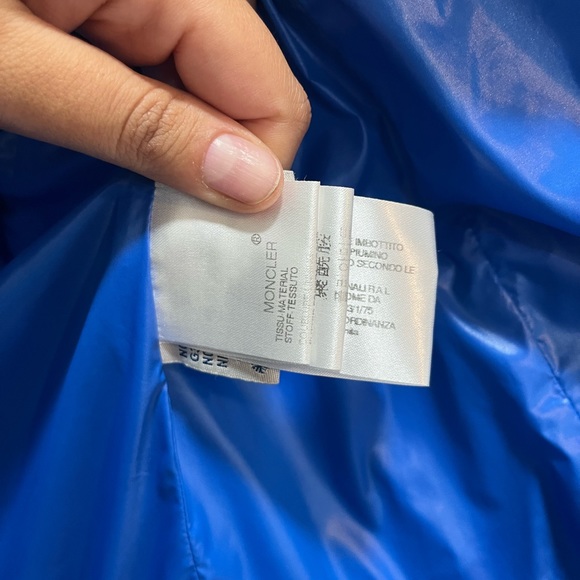 Moncler Blue Down Puffer - size 4 - Picture 13 of 17